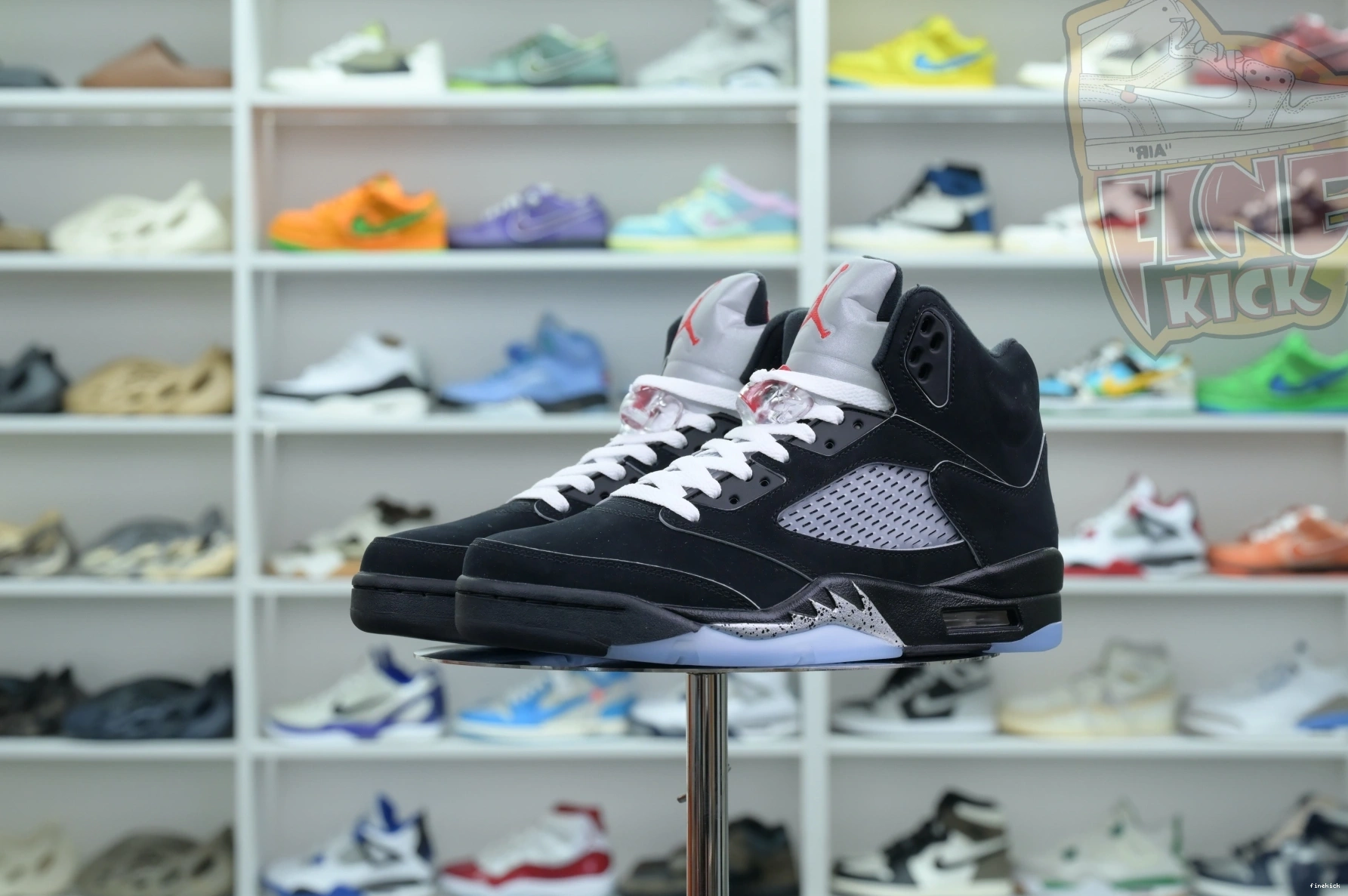 Jordan REIMAGINED” Air METALLIC 5“BLACK Jordan 0708